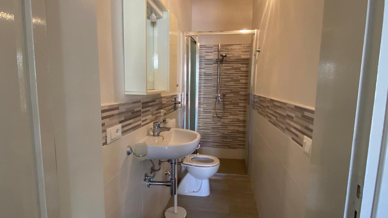 Kleines Refugium Unter Palmen. Apartment Custonaci Luaran gambar